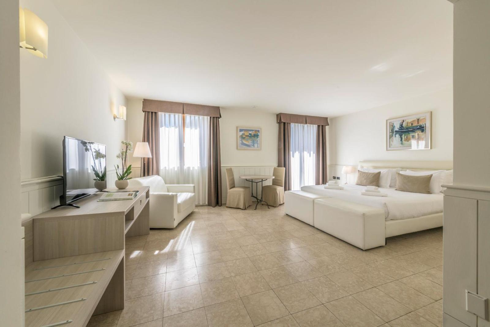 ליגננו סביאדורו Hotel Golf Inn מראה חיצוני תמונה