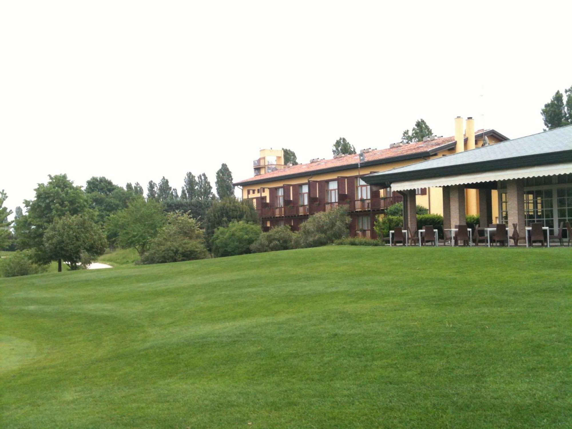ליגננו סביאדורו Hotel Golf Inn מראה חיצוני תמונה