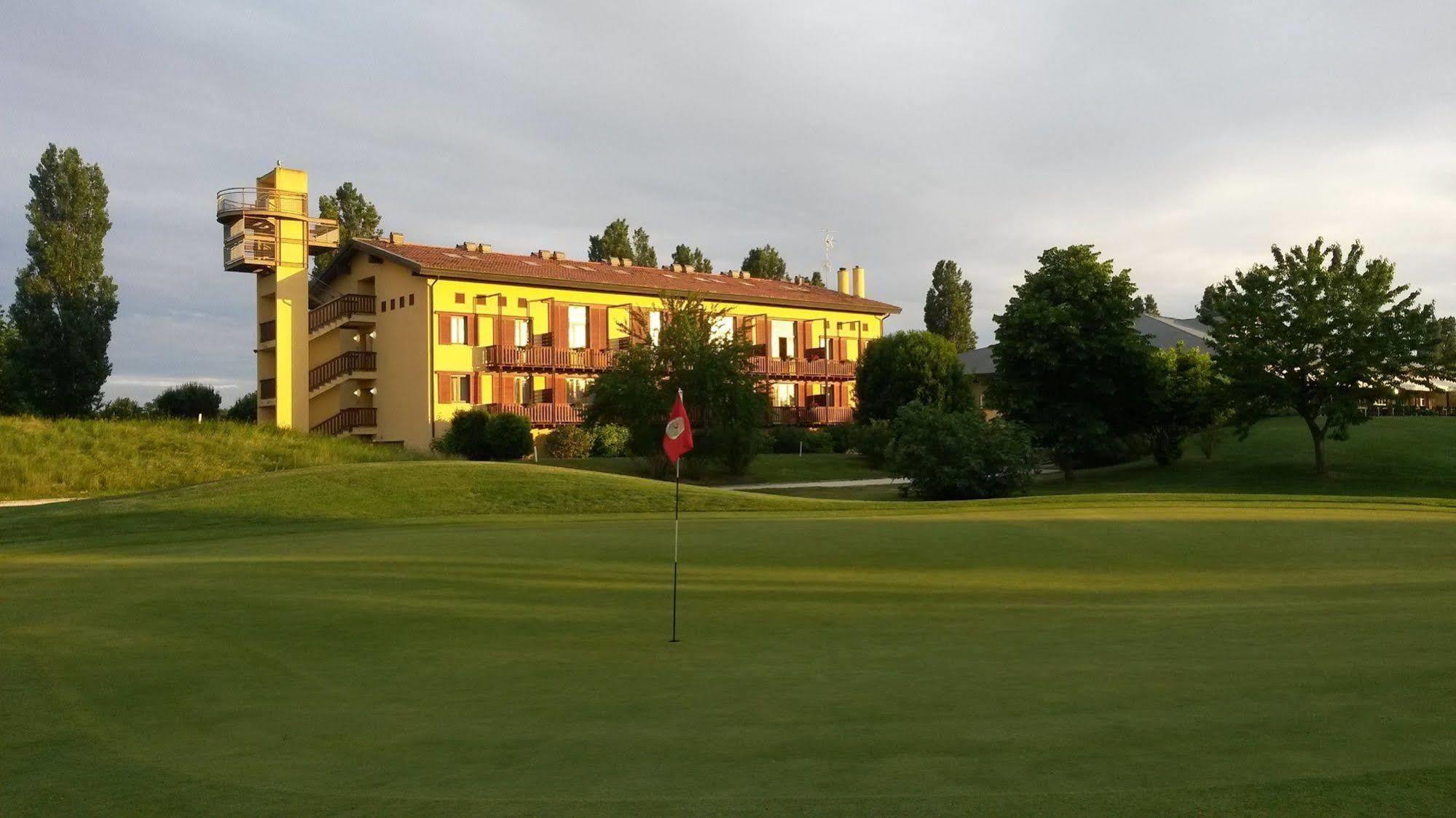 ליגננו סביאדורו Hotel Golf Inn מראה חיצוני תמונה