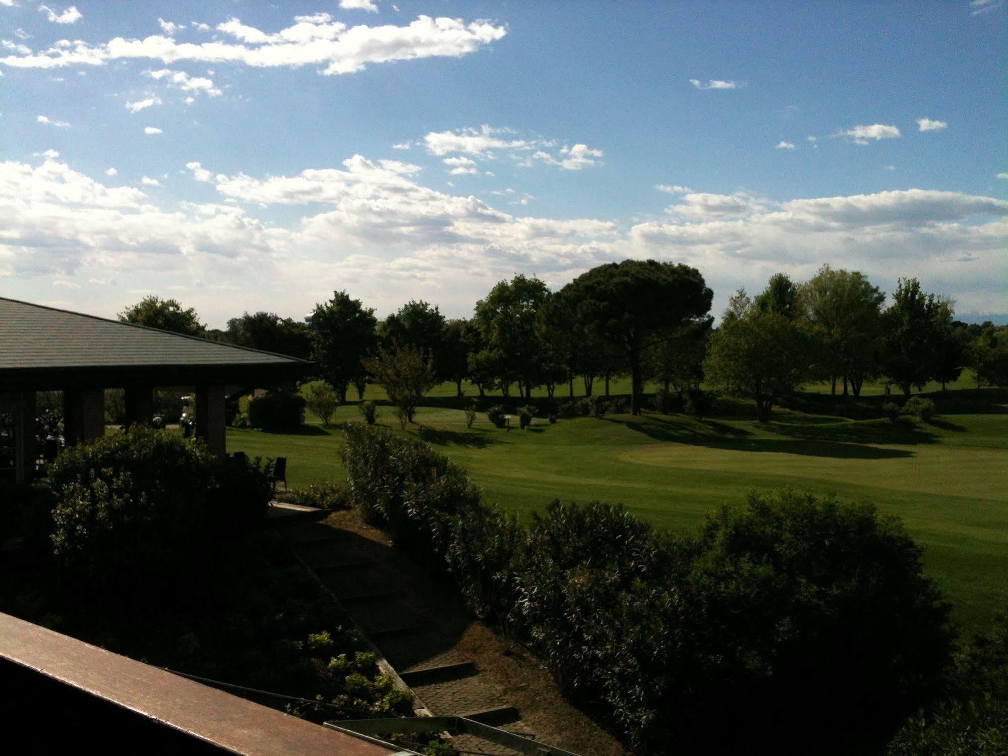 ליגננו סביאדורו Hotel Golf Inn מראה חיצוני תמונה
